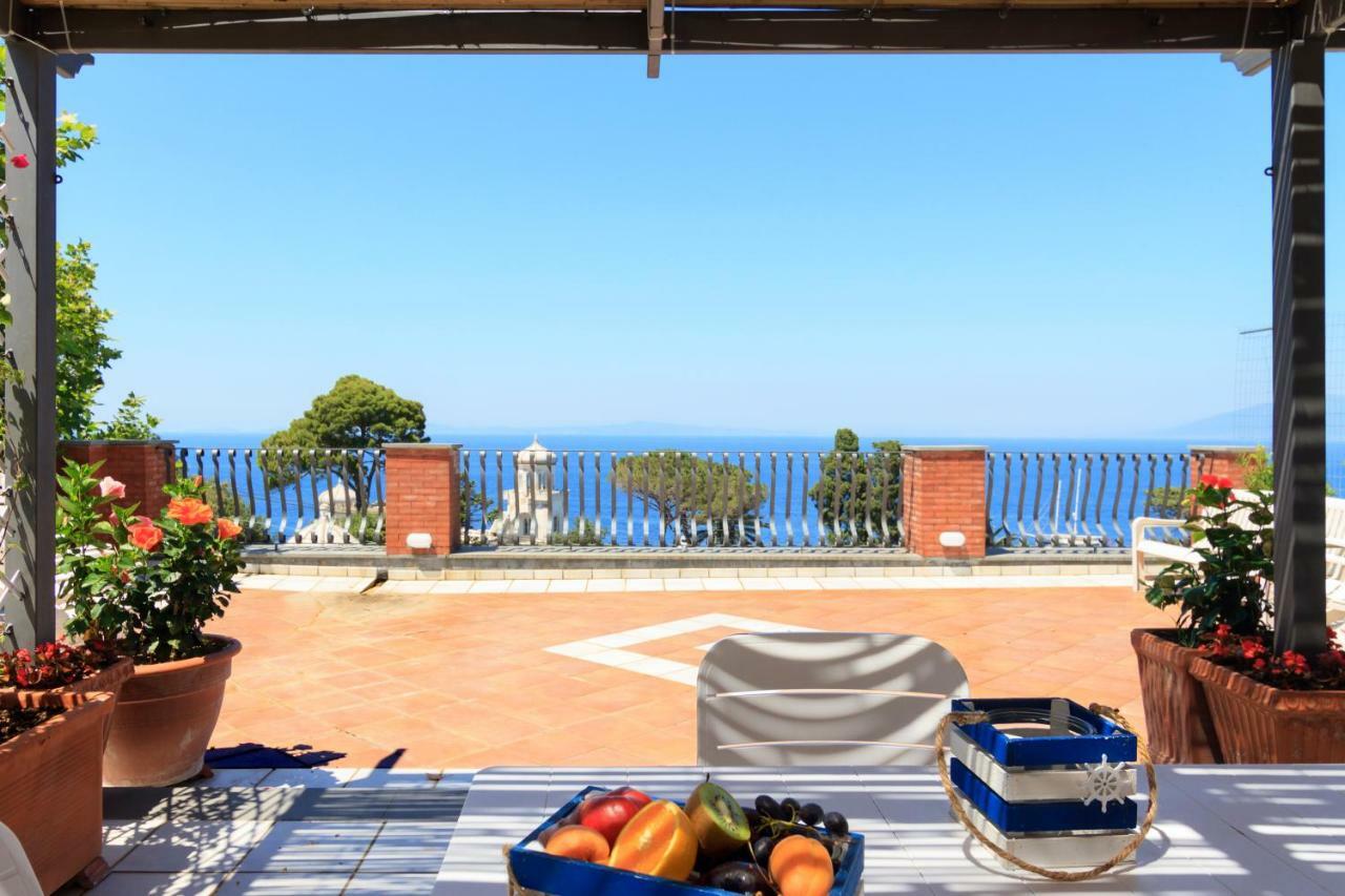 Aquamarine Relaxing Capri Suites Extérieur photo