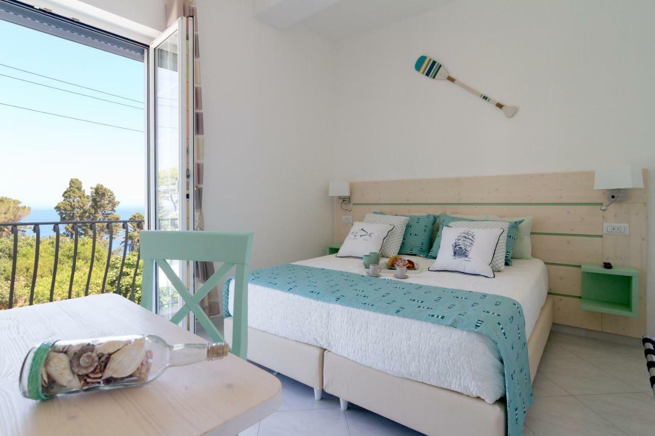 Aquamarine Relaxing Capri Suites Extérieur photo