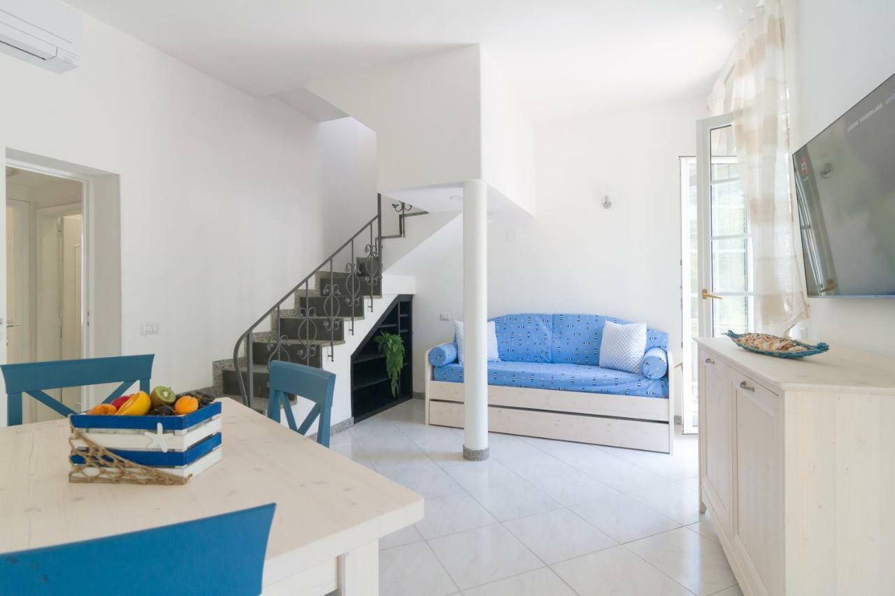 Aquamarine Relaxing Capri Suites Extérieur photo